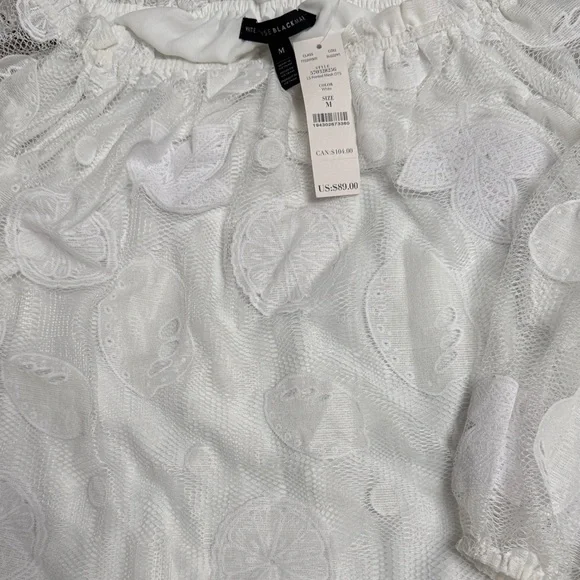 White House Black Market Off-Shoulder White Lace Blouse - Picture 4 of 5